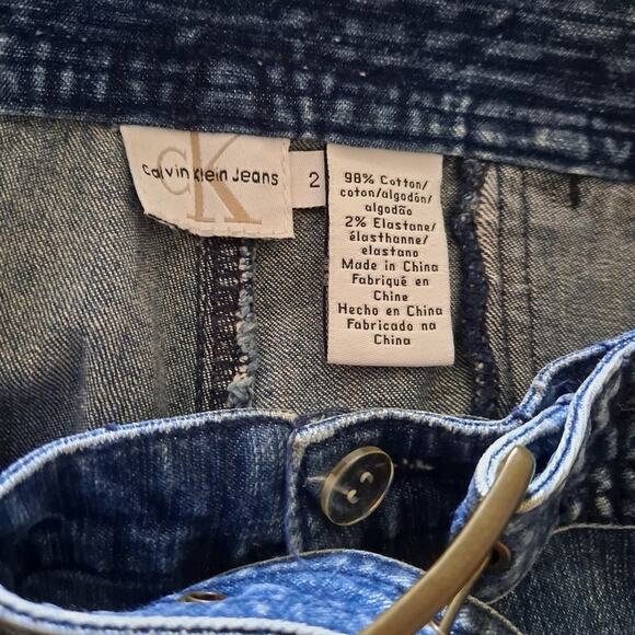 Calvin Klein Mid Wash Straight leg Jeans with Buckled Belt - Size 2 - Picture 9 of 9